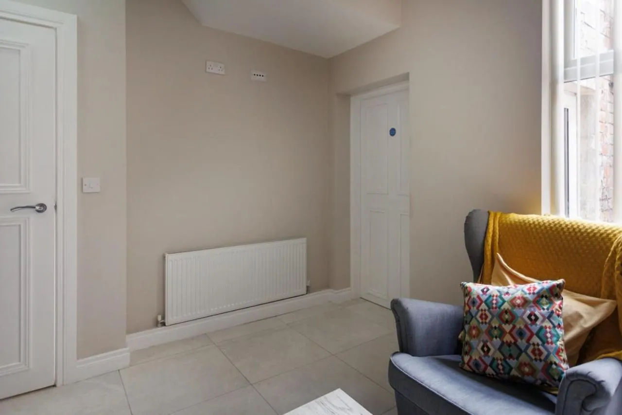 Luxury Studio Apartment In The City Sleeps 2 Belfast Holiday home